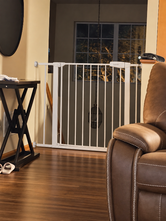 Babalia White Metal Safety Gate