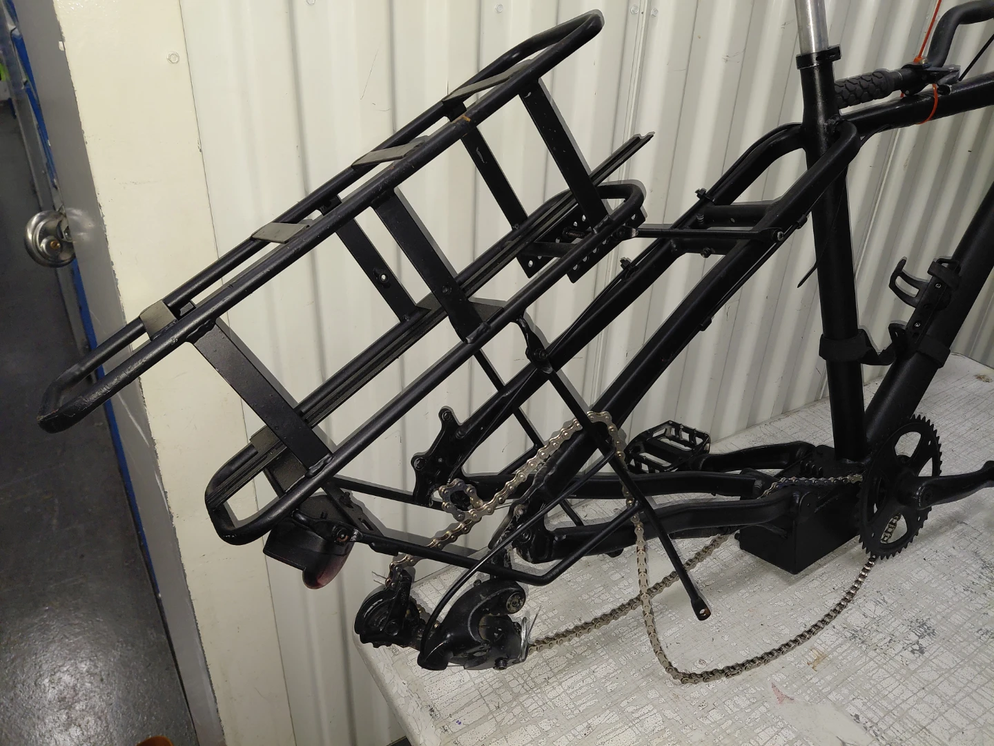 Bicycle frame with SR Suntour front suspension - photo 5