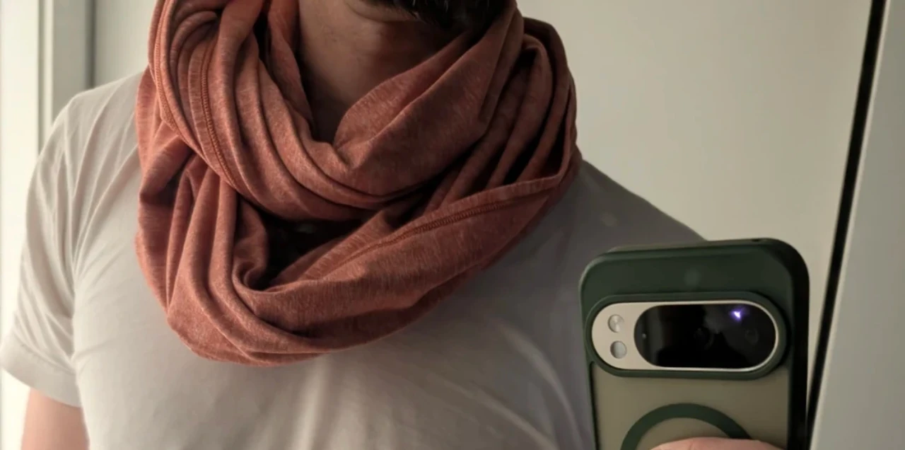 Lululemon Vinyasa Scarf