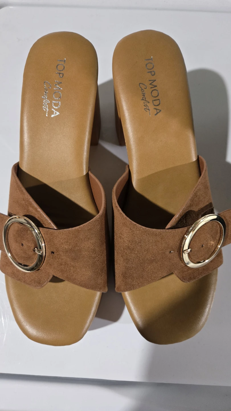Lot of  4 women shoes - photo 2