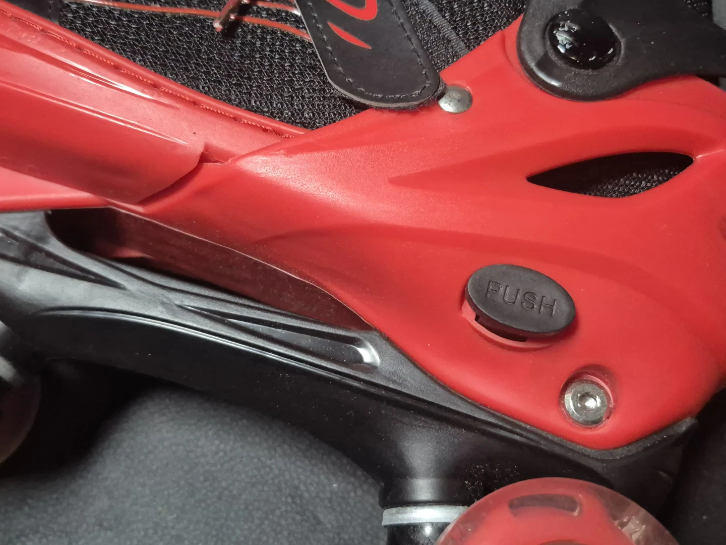 Roller Skates (Large, Adjustable) - photo 3