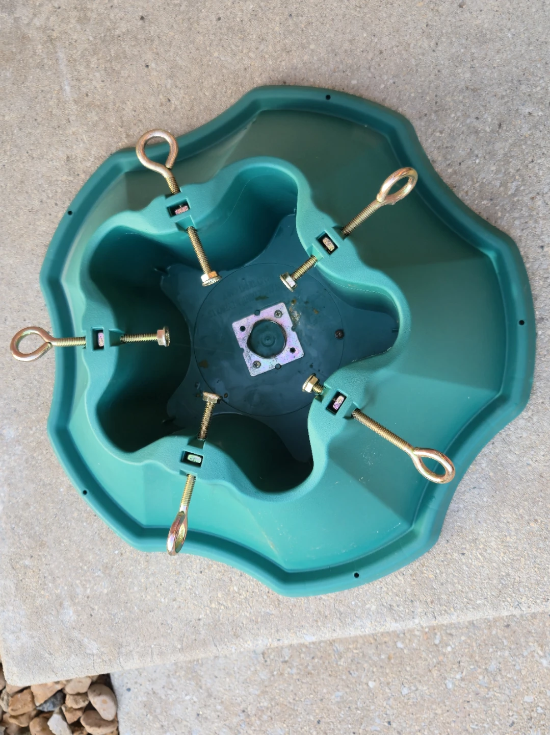 Heavy Duty Christmas Tree Stand – Large 19" Base - photo 2