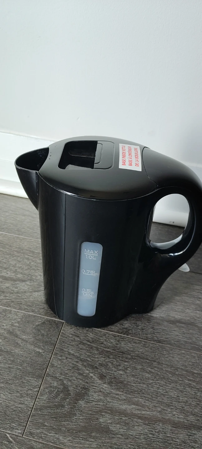 Black Toaster + Electric Kettle - photo 4