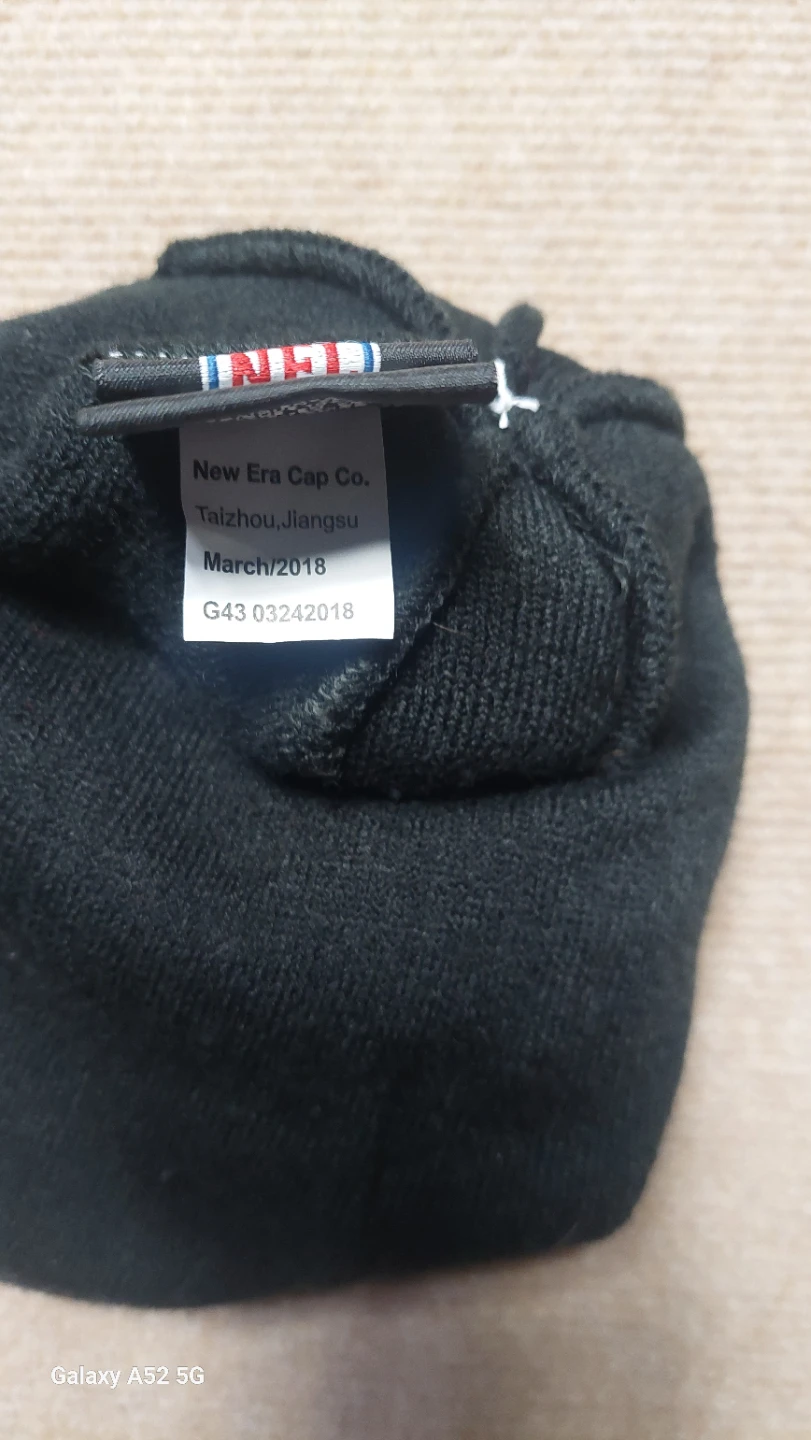 New Era NFL Raiders Youth Pom Beanie - photo 4