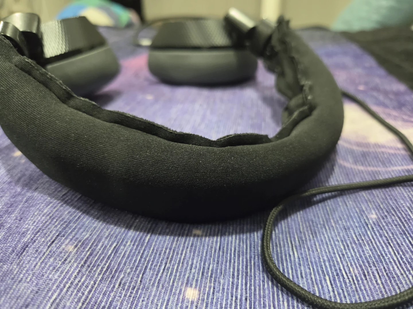 Plantronics backbeat pro 2