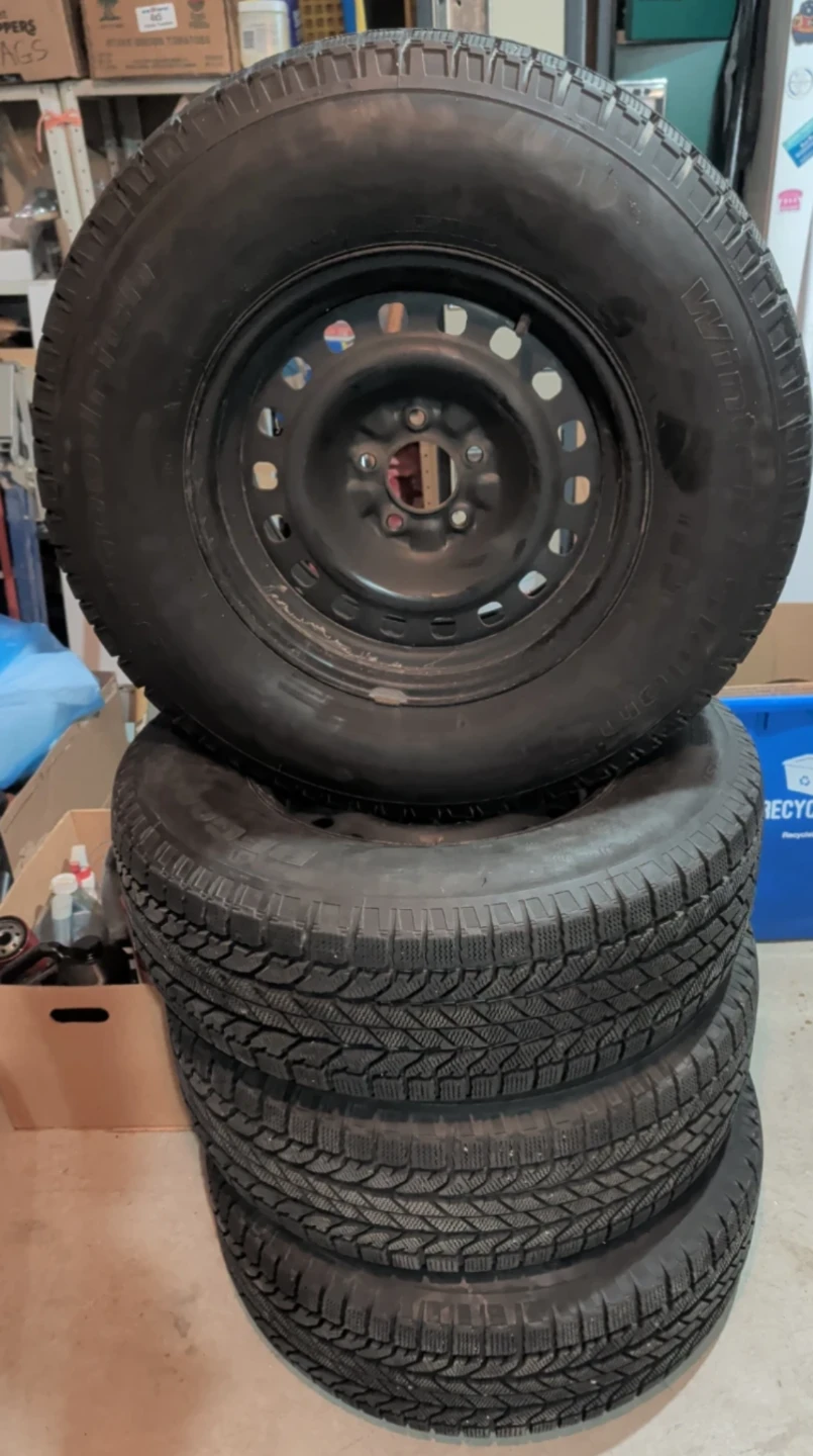 4 BFGoodrich Winter Tires with Steel Rims 255/70R16
