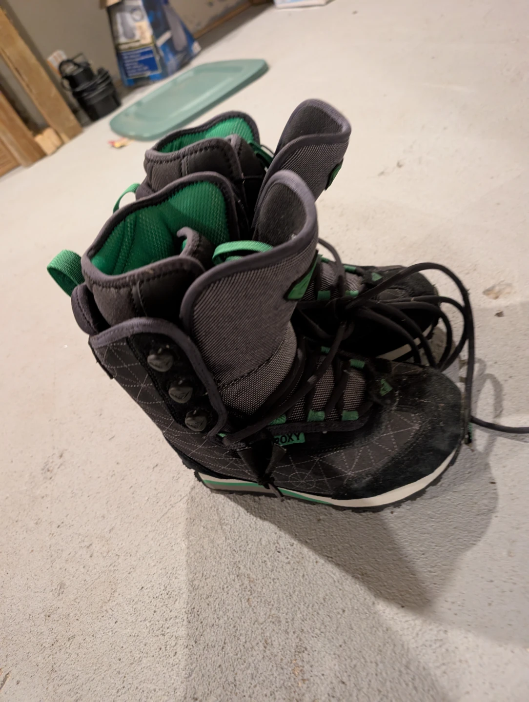 Roxy Track Lace Snowboard Boots Size US 5