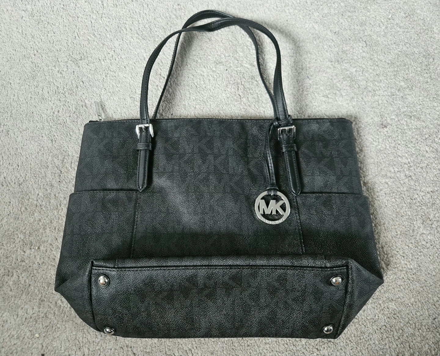 Michael Kors Black Signature Tote Bag - photo 2