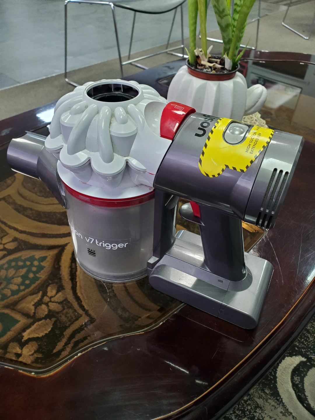 Dyson V7 Trigger Handheld Vacuum - photo 4