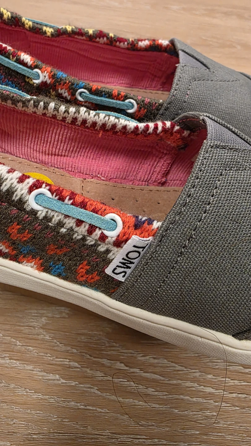 TOMS Bimini Stripe Knit Shoes Size 5 - photo 3