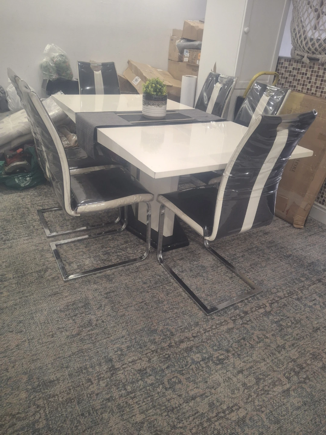 Modern Dining Table and 6 Chairs Set - photo 3