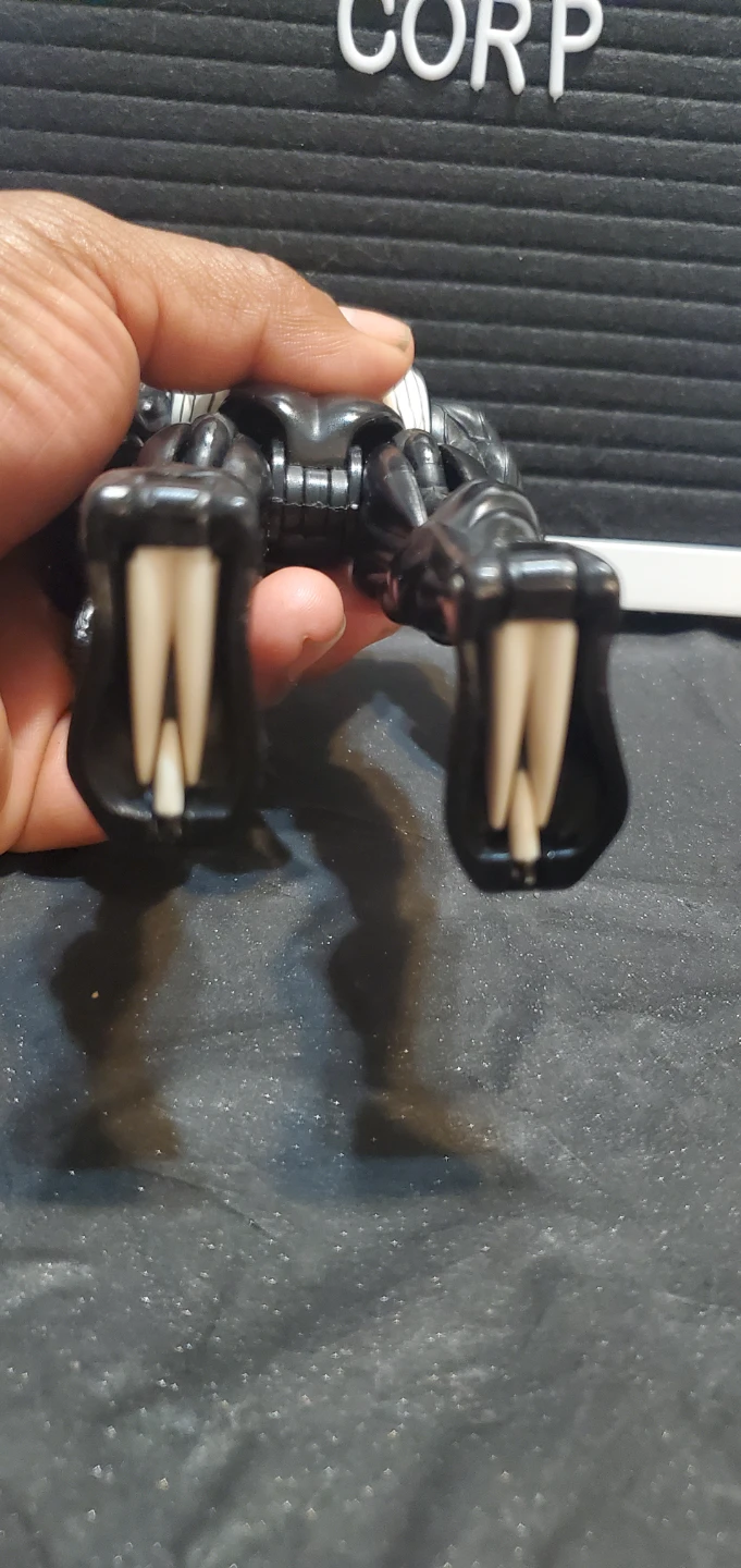 Marvel Venom Action Figure - photo 3
