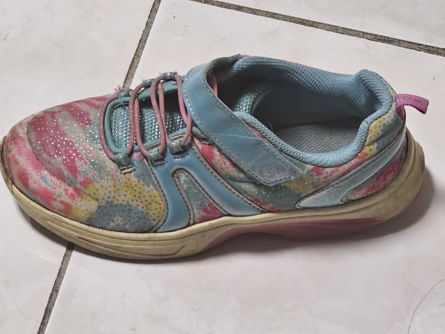 Girls colorful sneakers (lights up) - photo 3