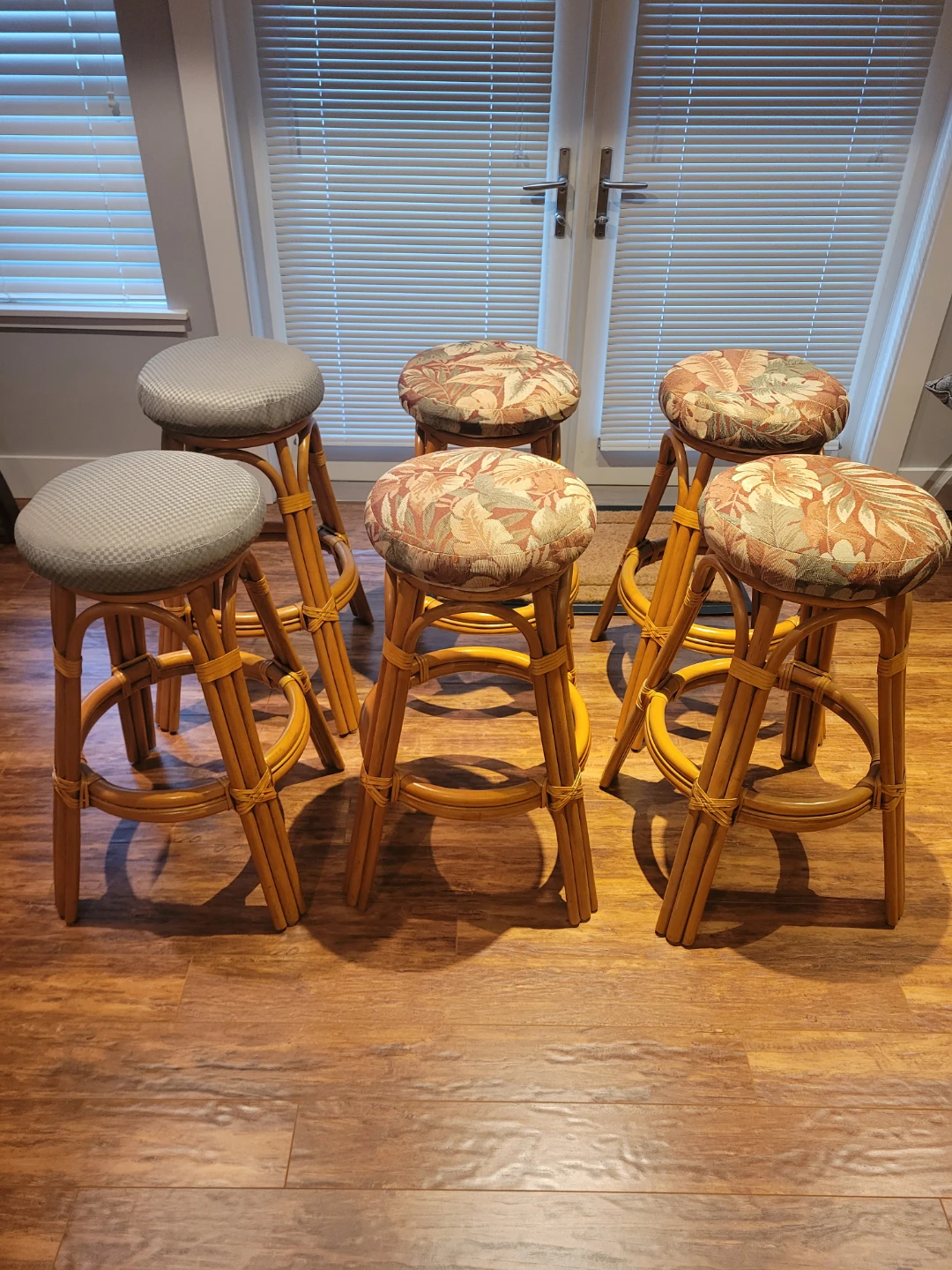 Set of 6 Rattan Bar Stools