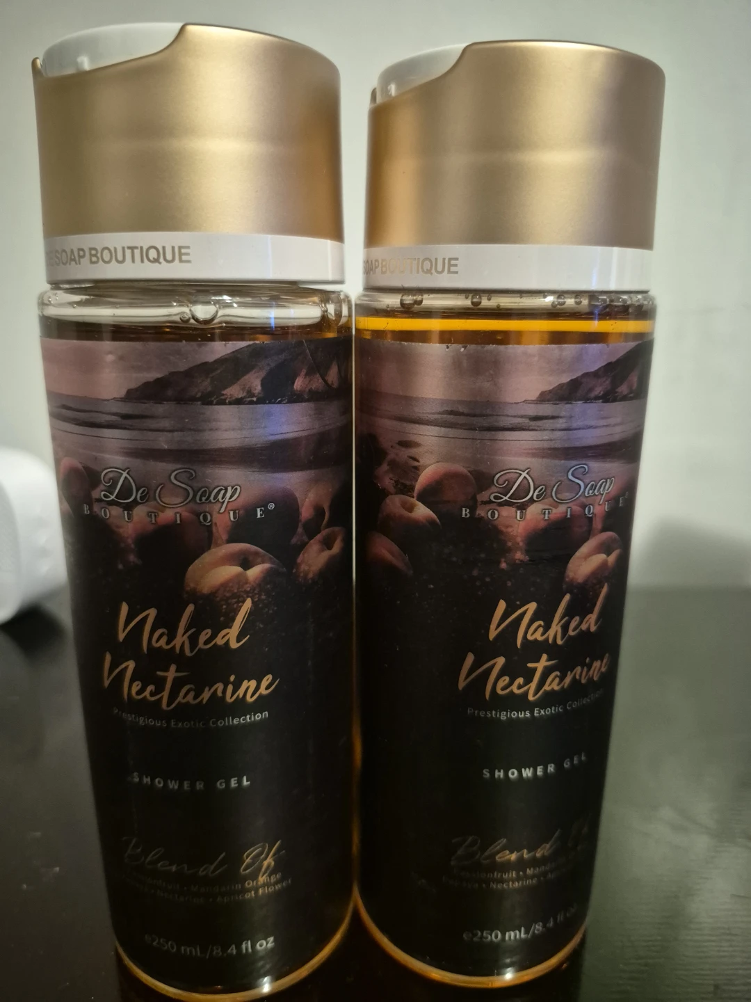 2 De Soap Boutique Naked Nectarine Shower Gels