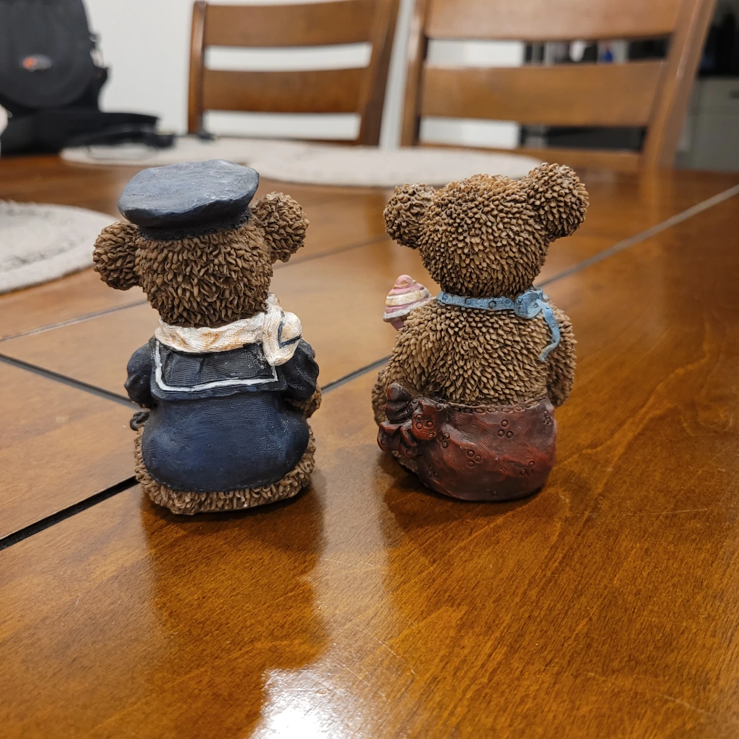 Two decorative teddy bear figurines - photo 4