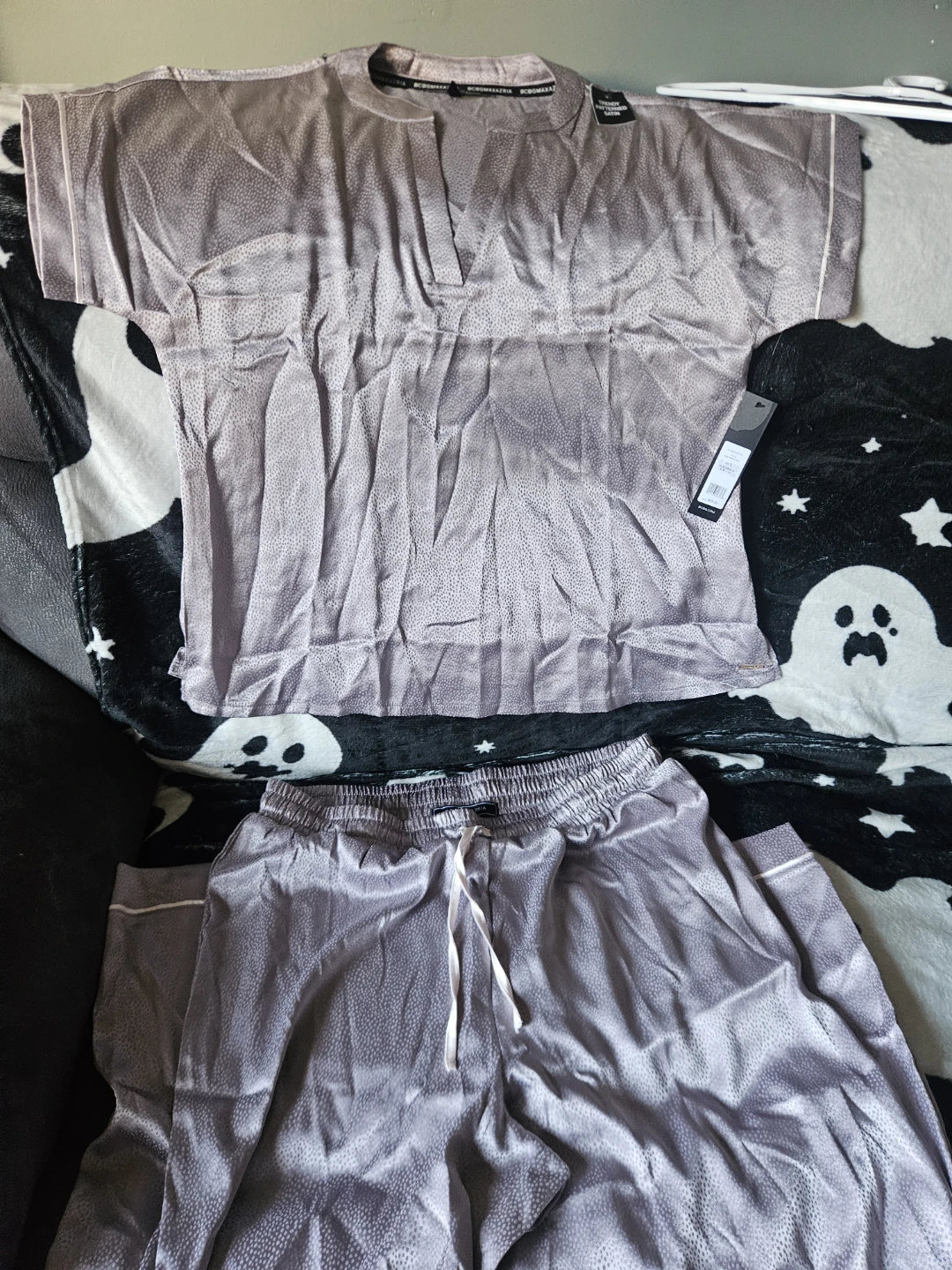 BCBGMAXAZRIA Satin Pyjama Set - Size L (also have sizes M,XL.)