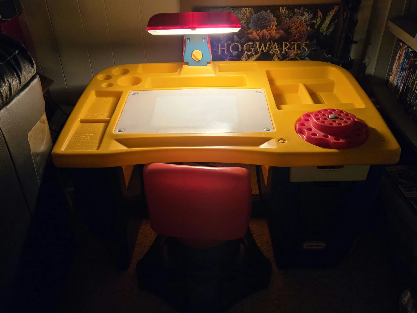 Little Tikes Creative Art Desk and Chair