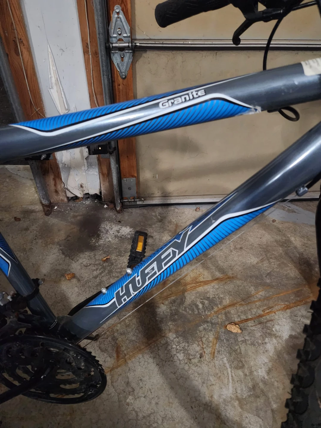 Huffy Granite Mountain Bike - photo 4