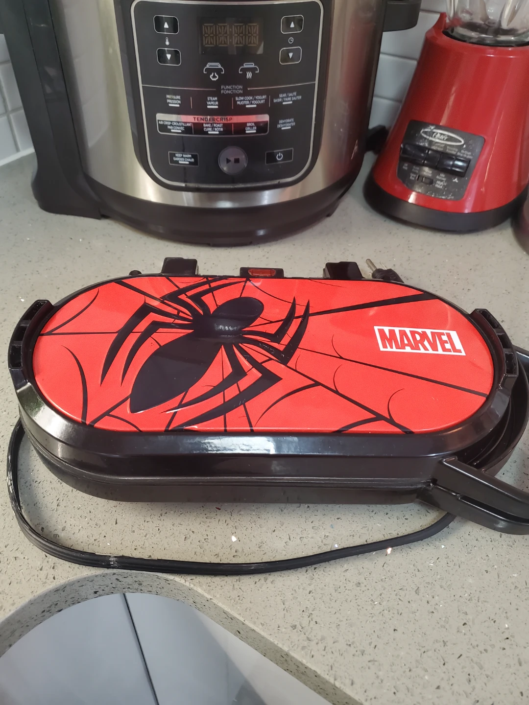 Marvel waffle pancake maker