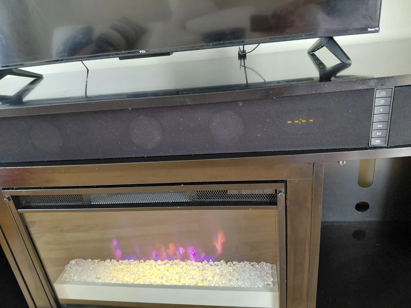 Mueble The RoomPlace con Bocina Bluetooth, Calentador y Chimenea - photo 4