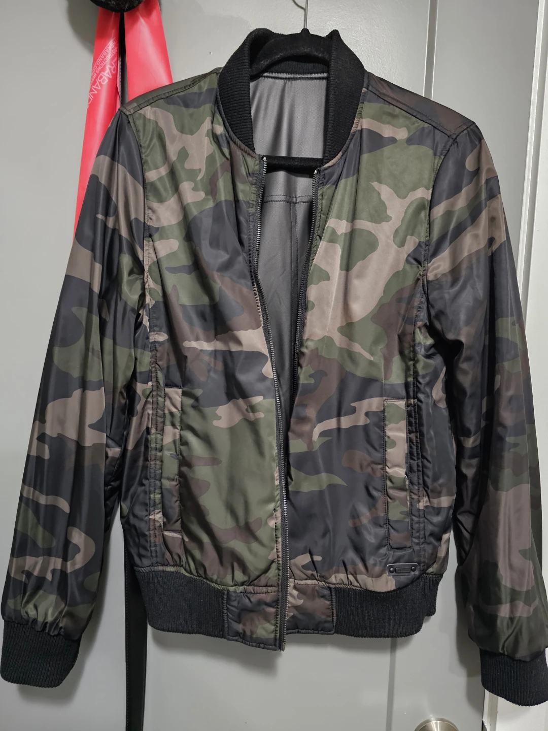 Guess Reversible Bomber Jacket - photo 2