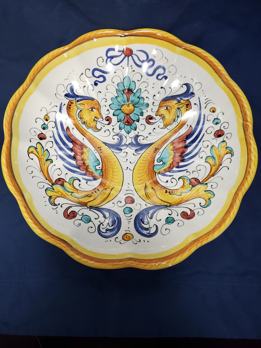 Deruta Italy Raffaellesco 10" Decorative Wall Plate