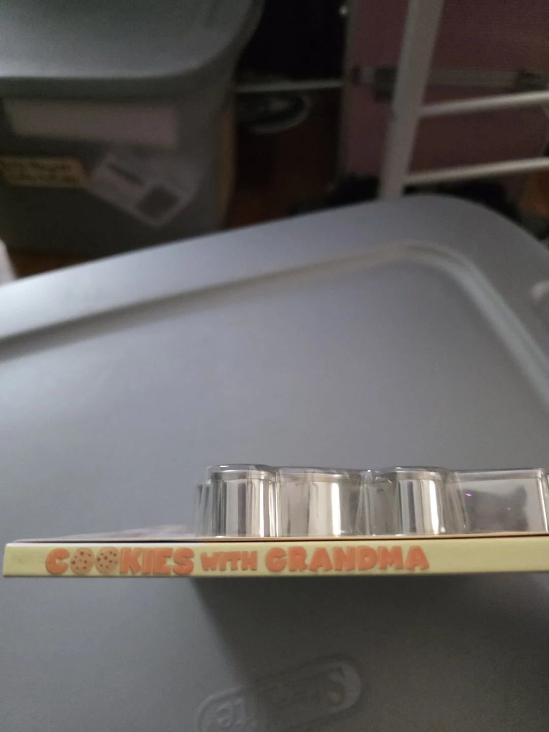 Cookies with Grandma Book and Cookie Cutter - photo 3