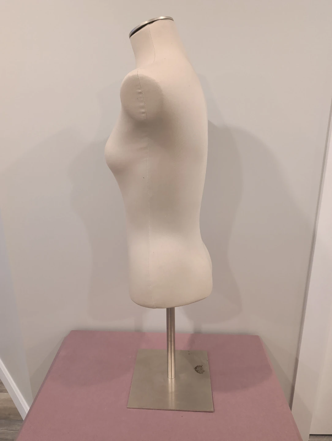 Professional Female Dress Form Mannequin Torso/Adjustable Stand - photo 4