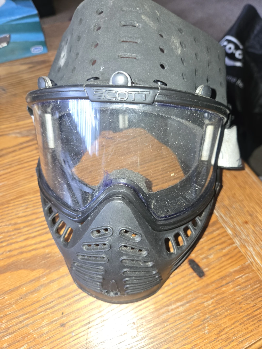 Stryker Paintball Marker with ViewLoader Hopper and Mask