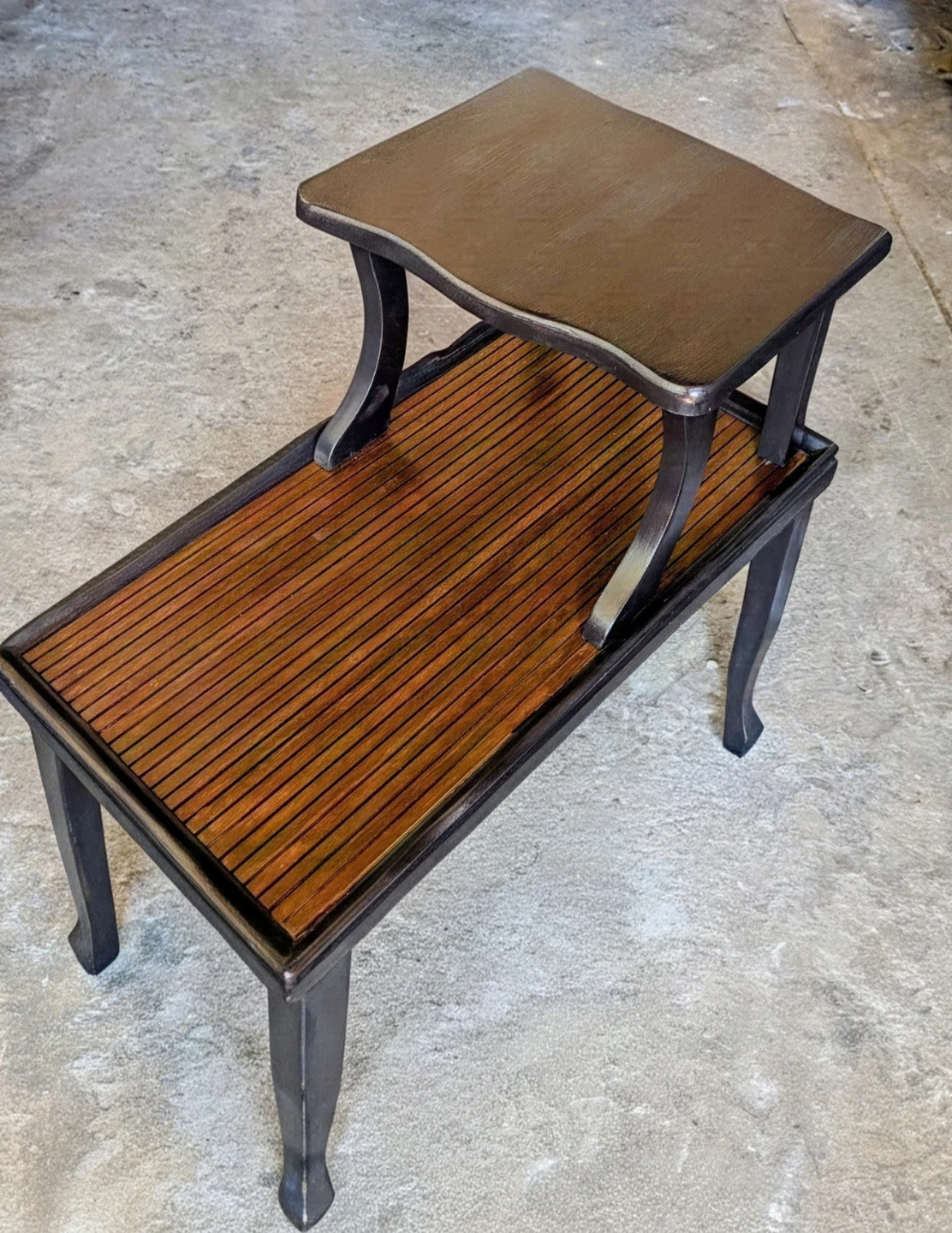 Vintage two-tier side tables - photo 3