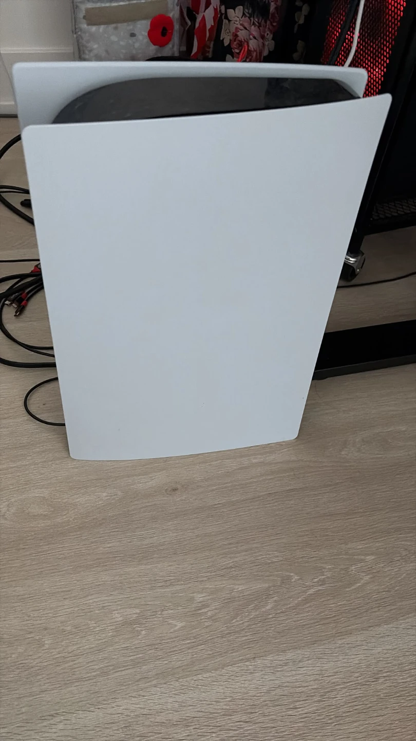 Ps5 digital edition no controller - photo 4