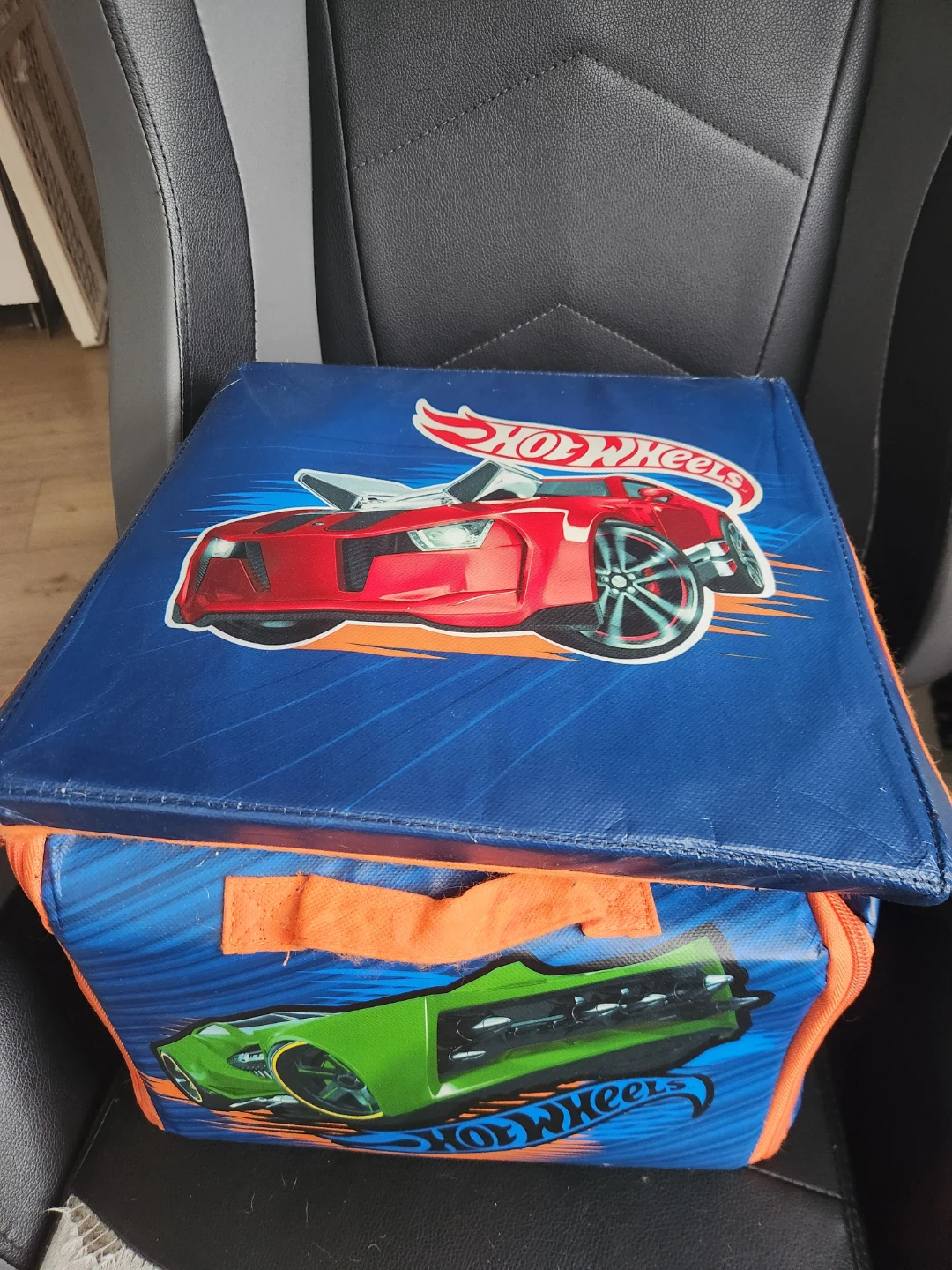 Hot Wheels Storage Box and Assorted Cars