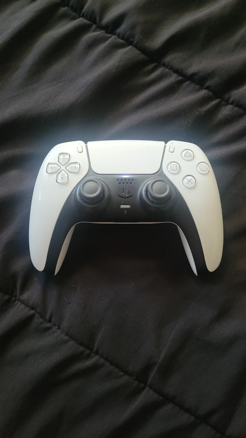 PlayStation 5 Bundle with Games and Controller - photo 3