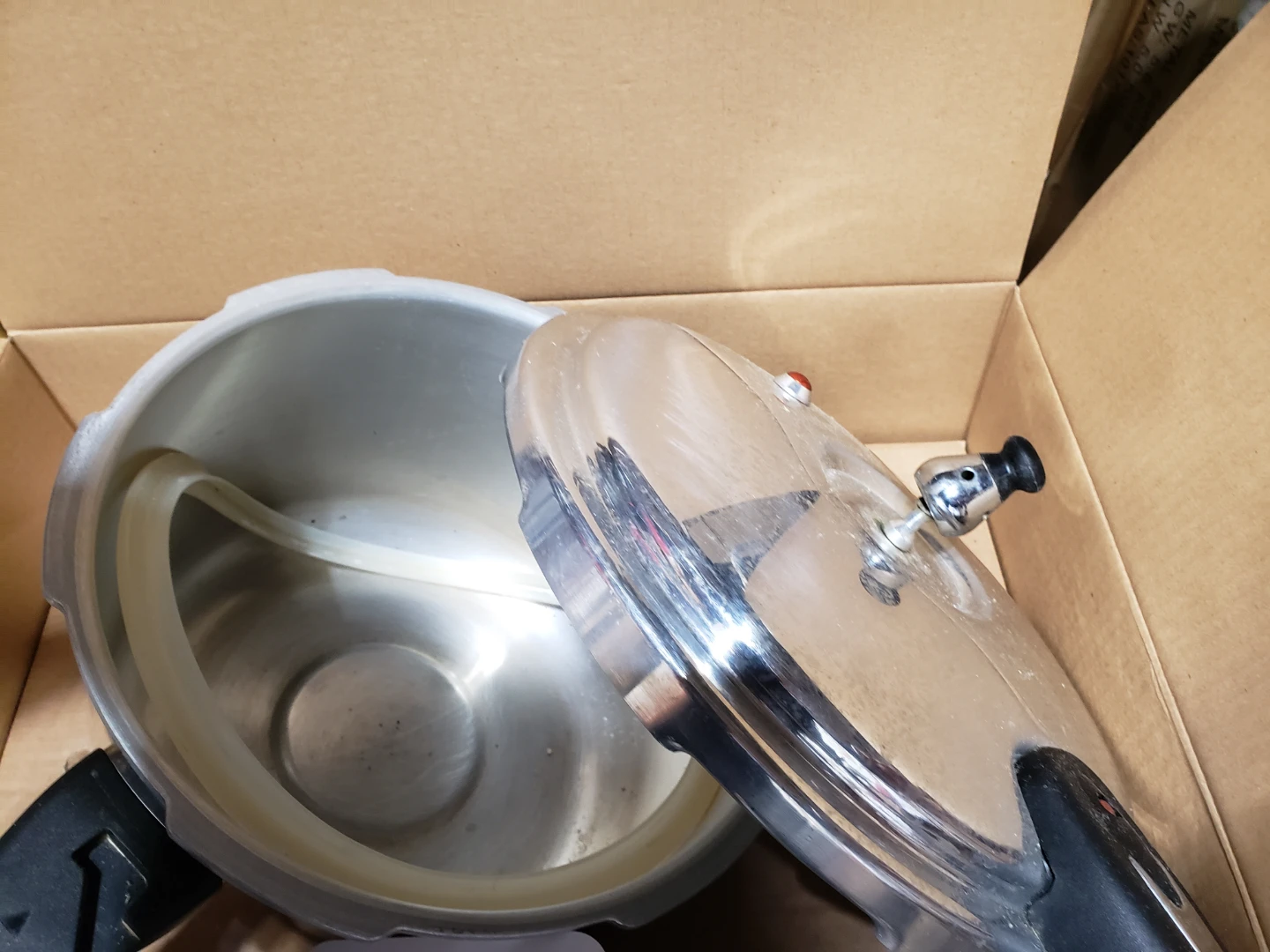 Pressure cooker - photo 4