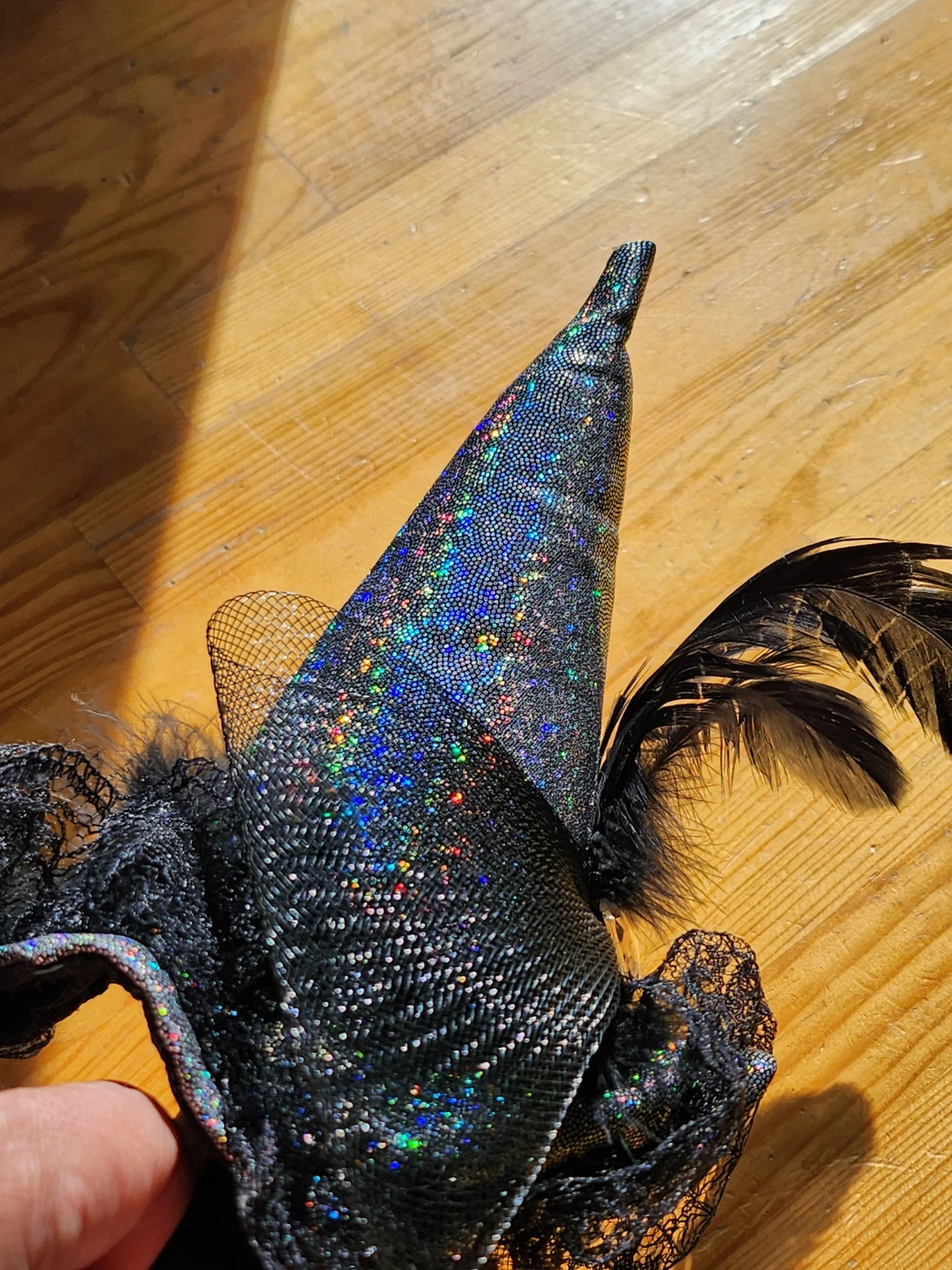 Mini Witch Hat Headband with Feathers and Lace - photo 4