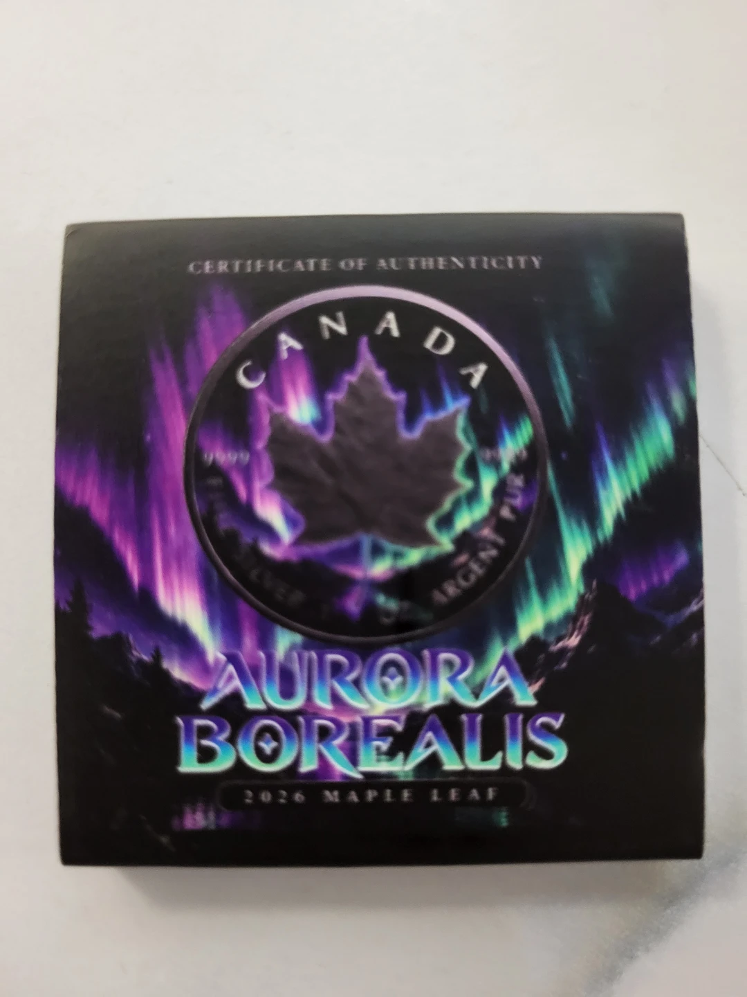 2026 Aurora Borealis Maple Leaf Silver Coin - photo 3