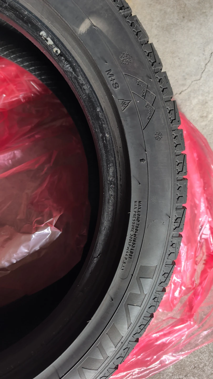Winter Tire 225/55R18 98T (set of 4 tires)