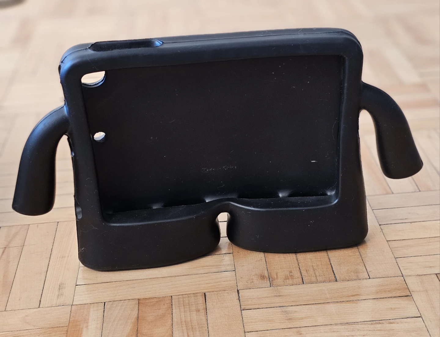 Child safe & crack safe tablet case
