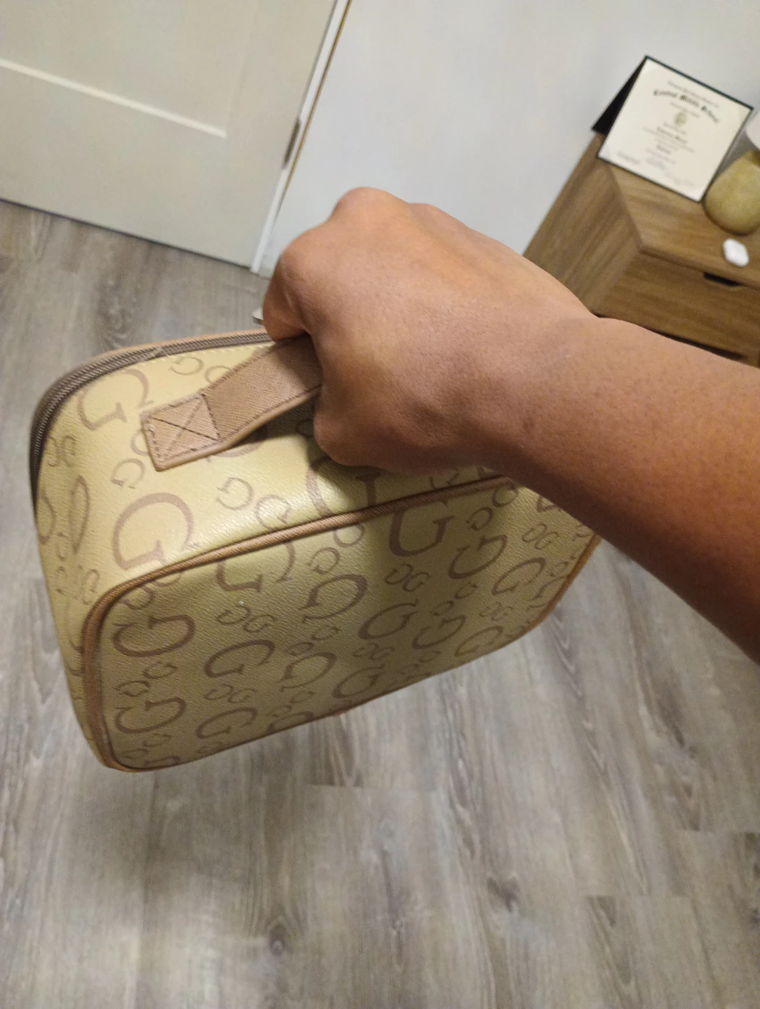 GUESS Travel Toiletry Makeup Bag - photo 4