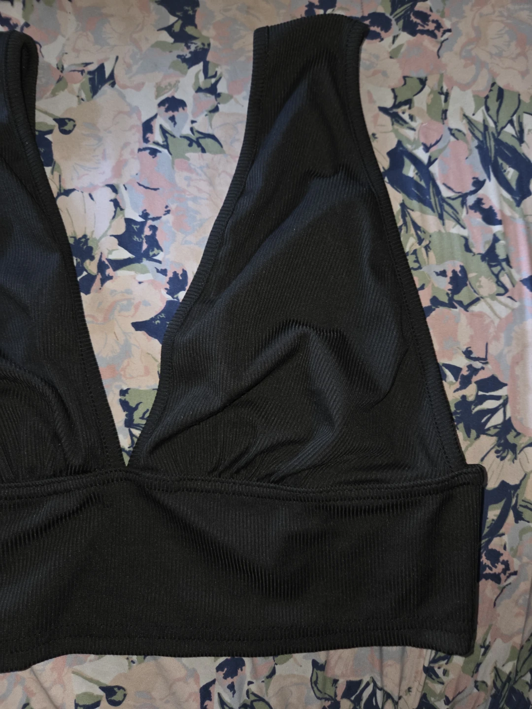 Shein Ribbed Halter Top in a Ladies L - photo 5