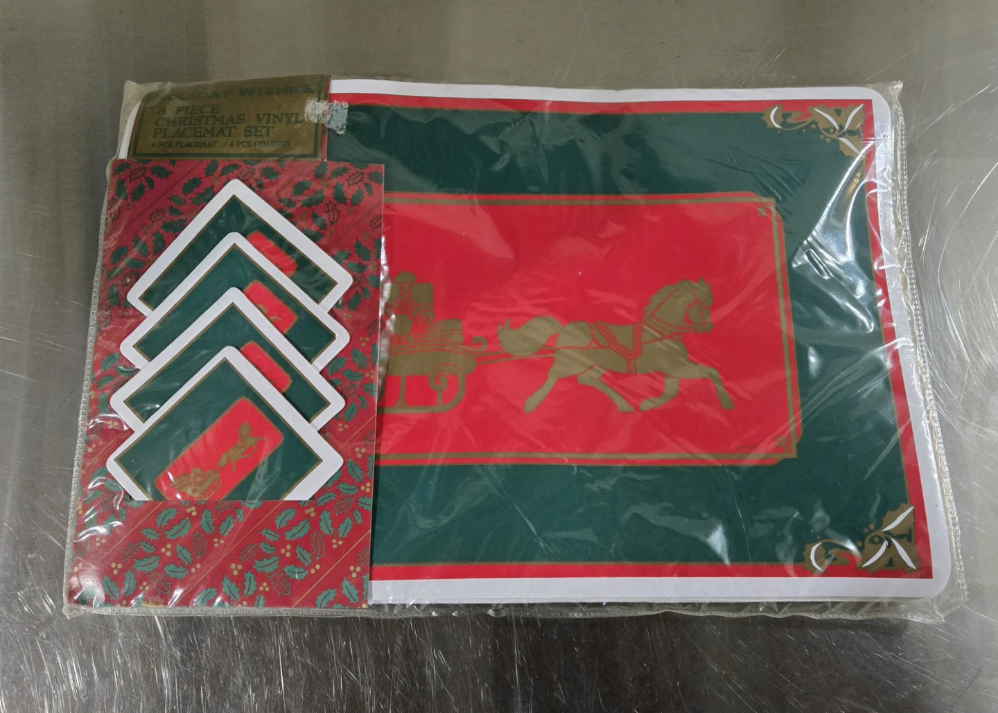 8 Piece Christmas Vinyl Placemat and Coaster Set