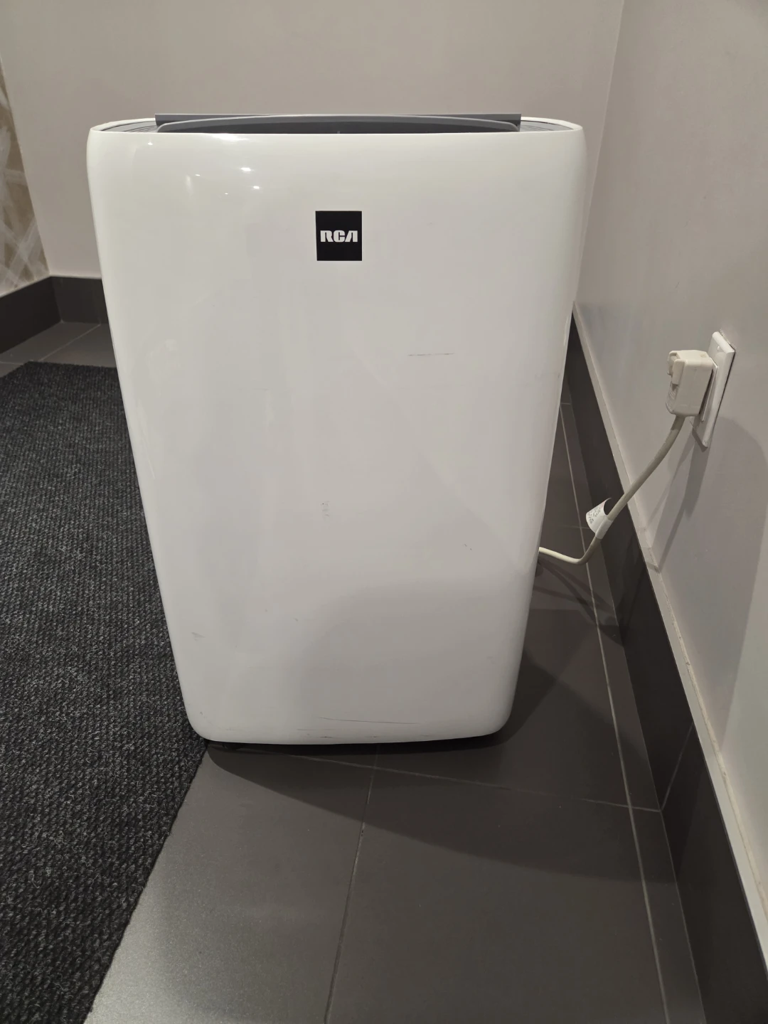 RCA Portable Air Conditioner - photo 2