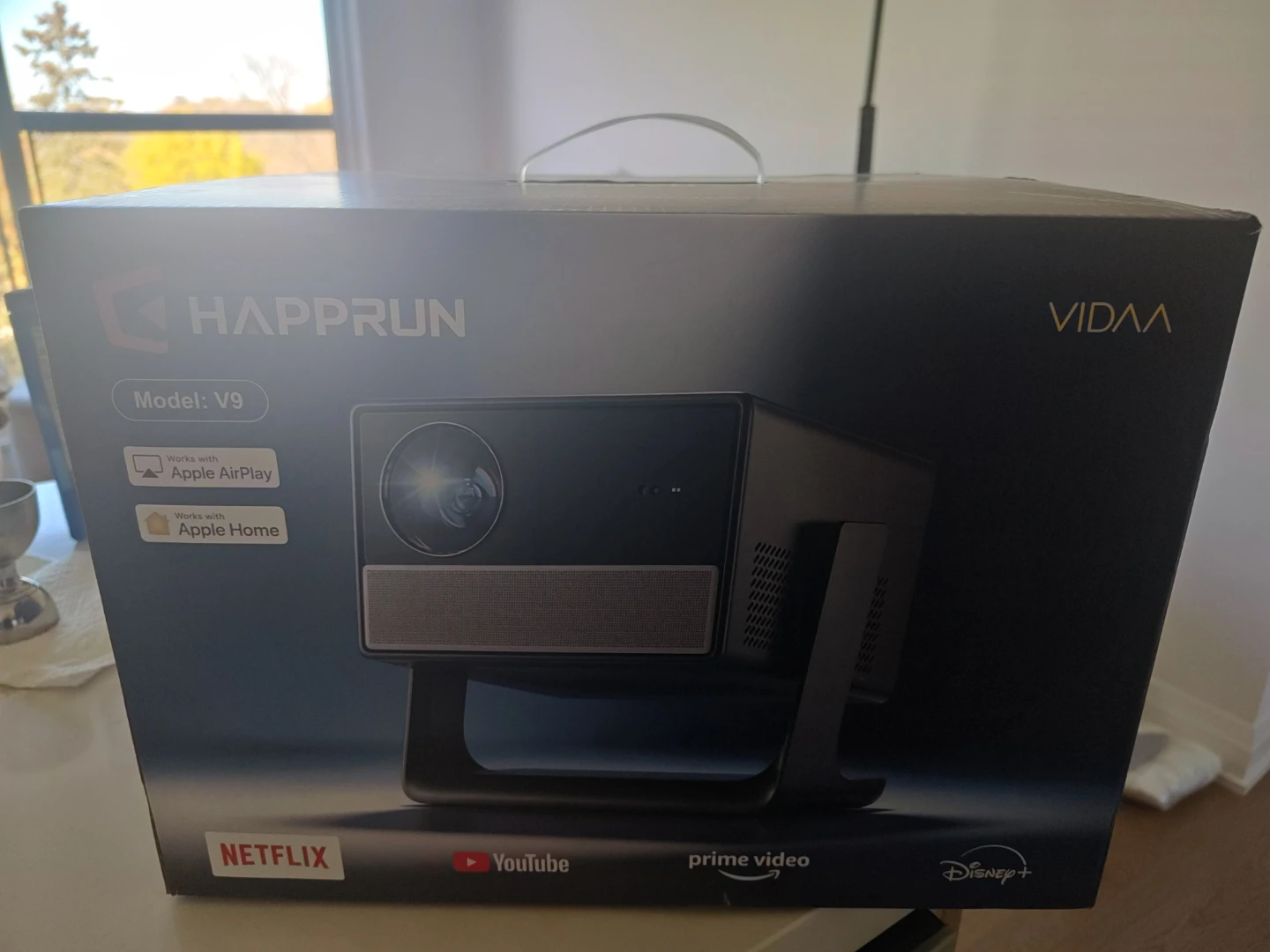 Happrun V9 4K Video Projector - photo 2