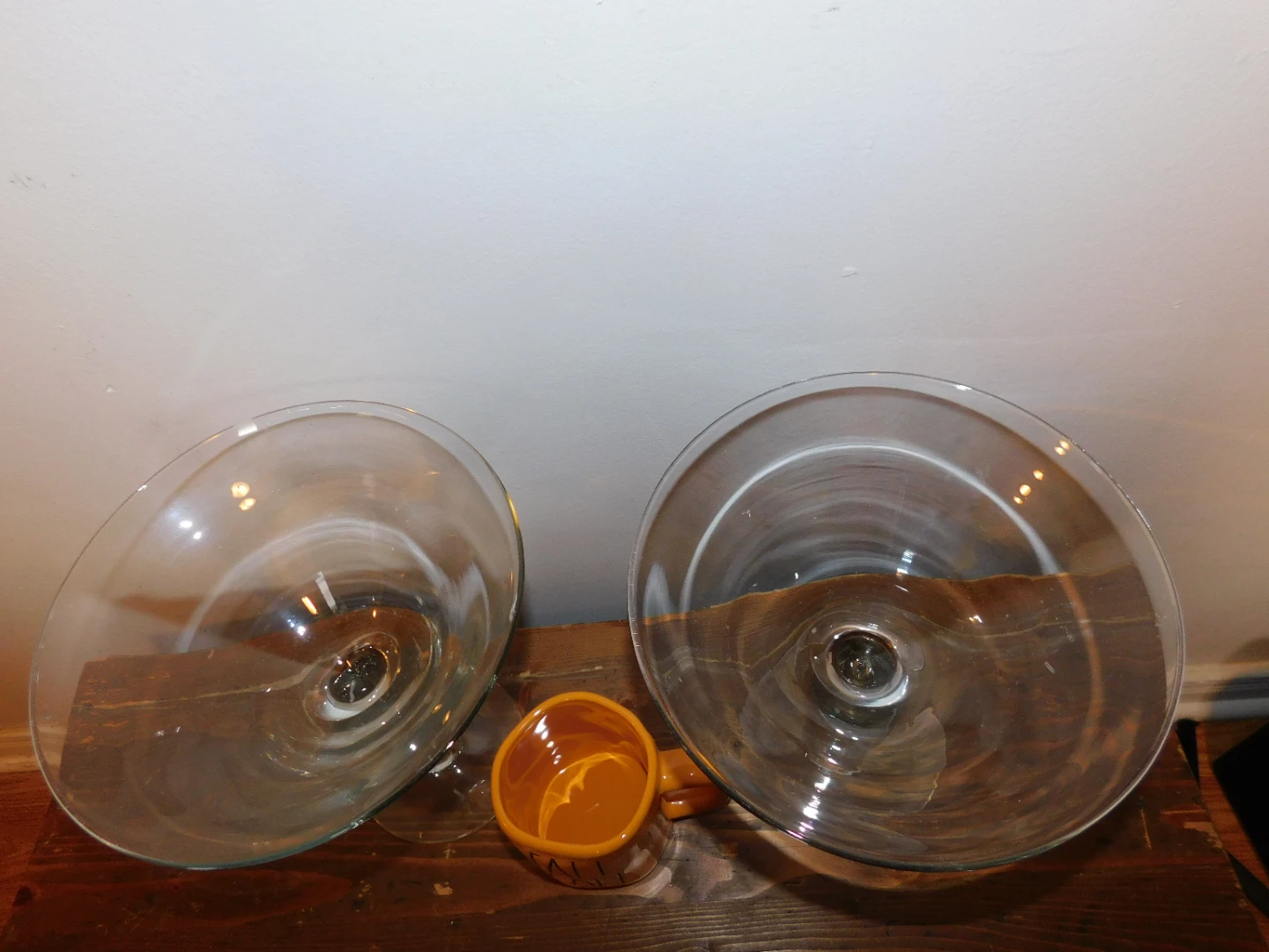 Set of two giant martini glasses - photo 4