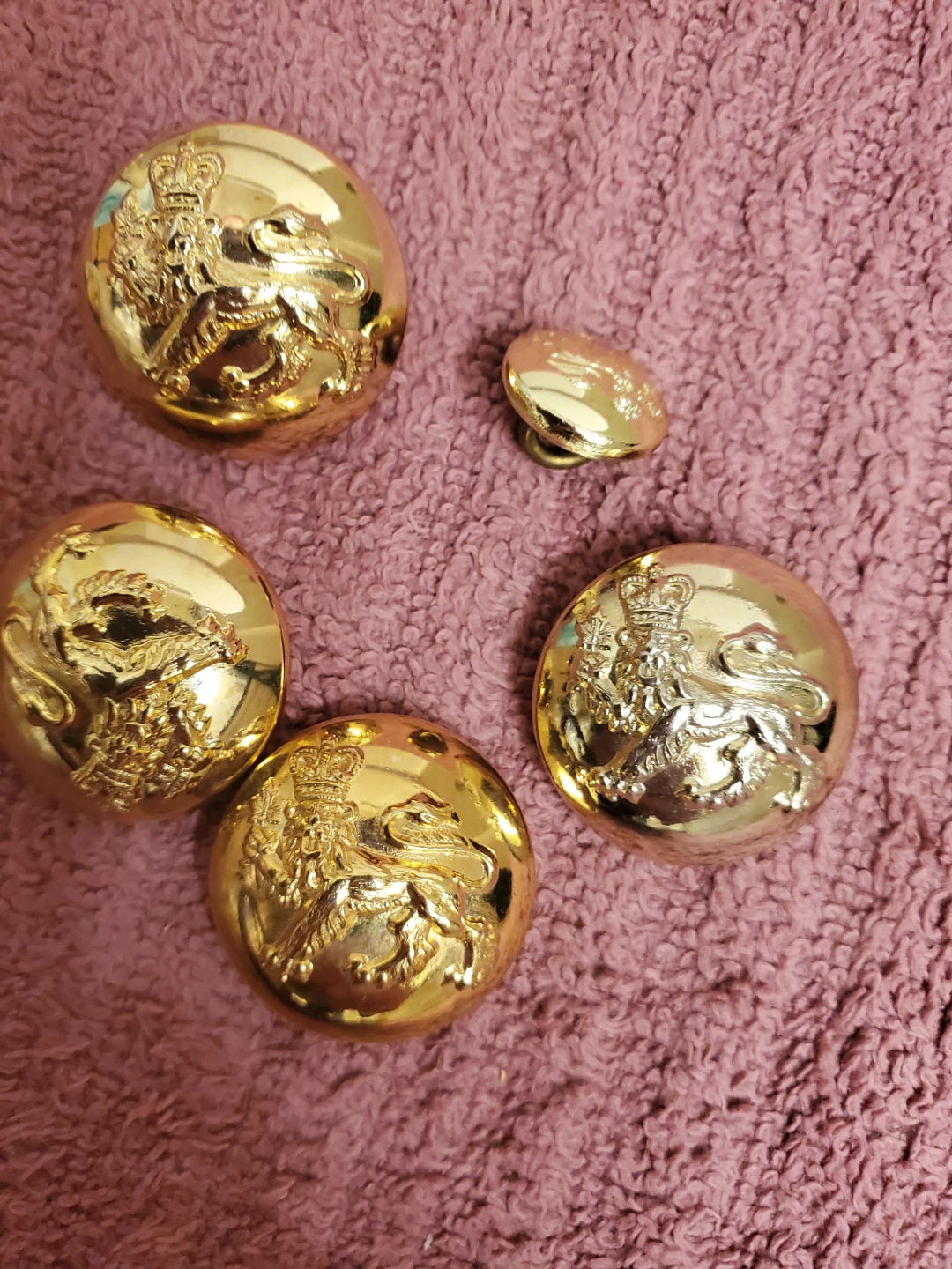 Vintage Gold Metal Buttons Collection - photo 3
