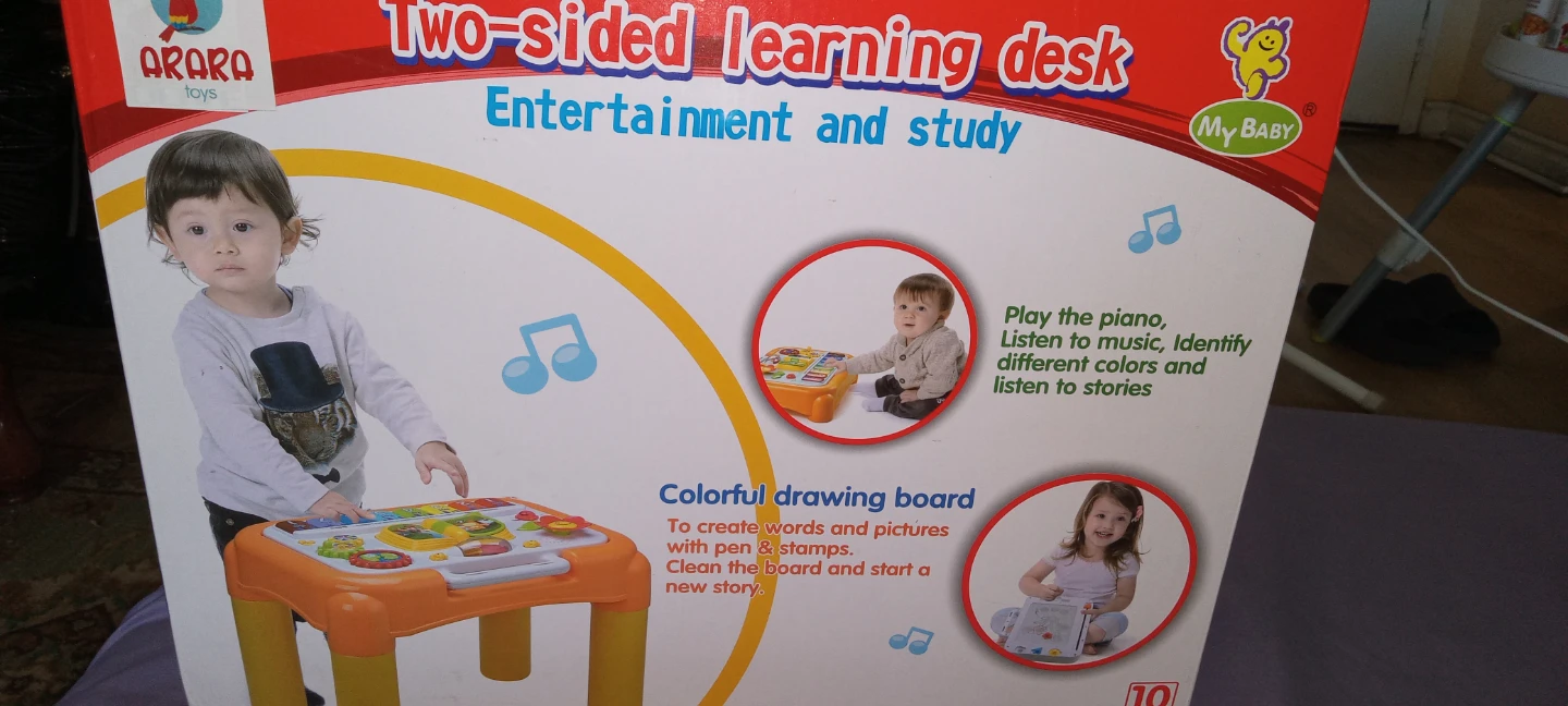 Arara Toys Two-Sided Learning Desk