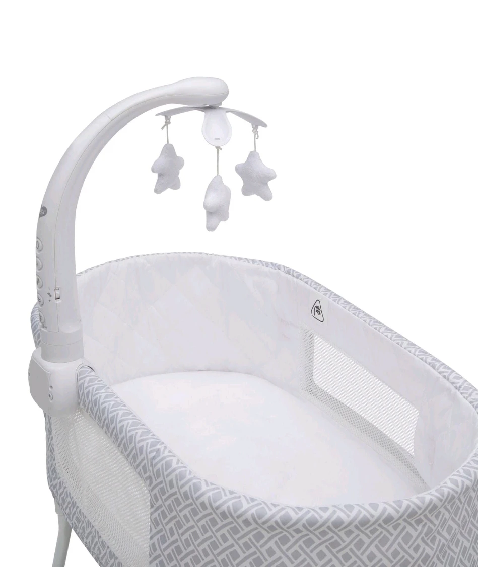 Delta Children Baby Bassinet - photo 4