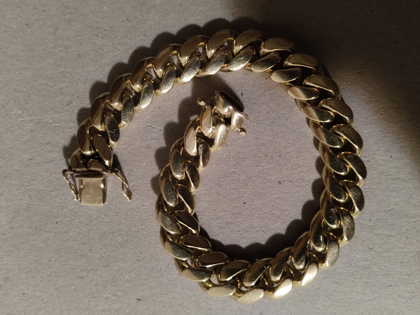 heavy 10k gold Cuban bracelet