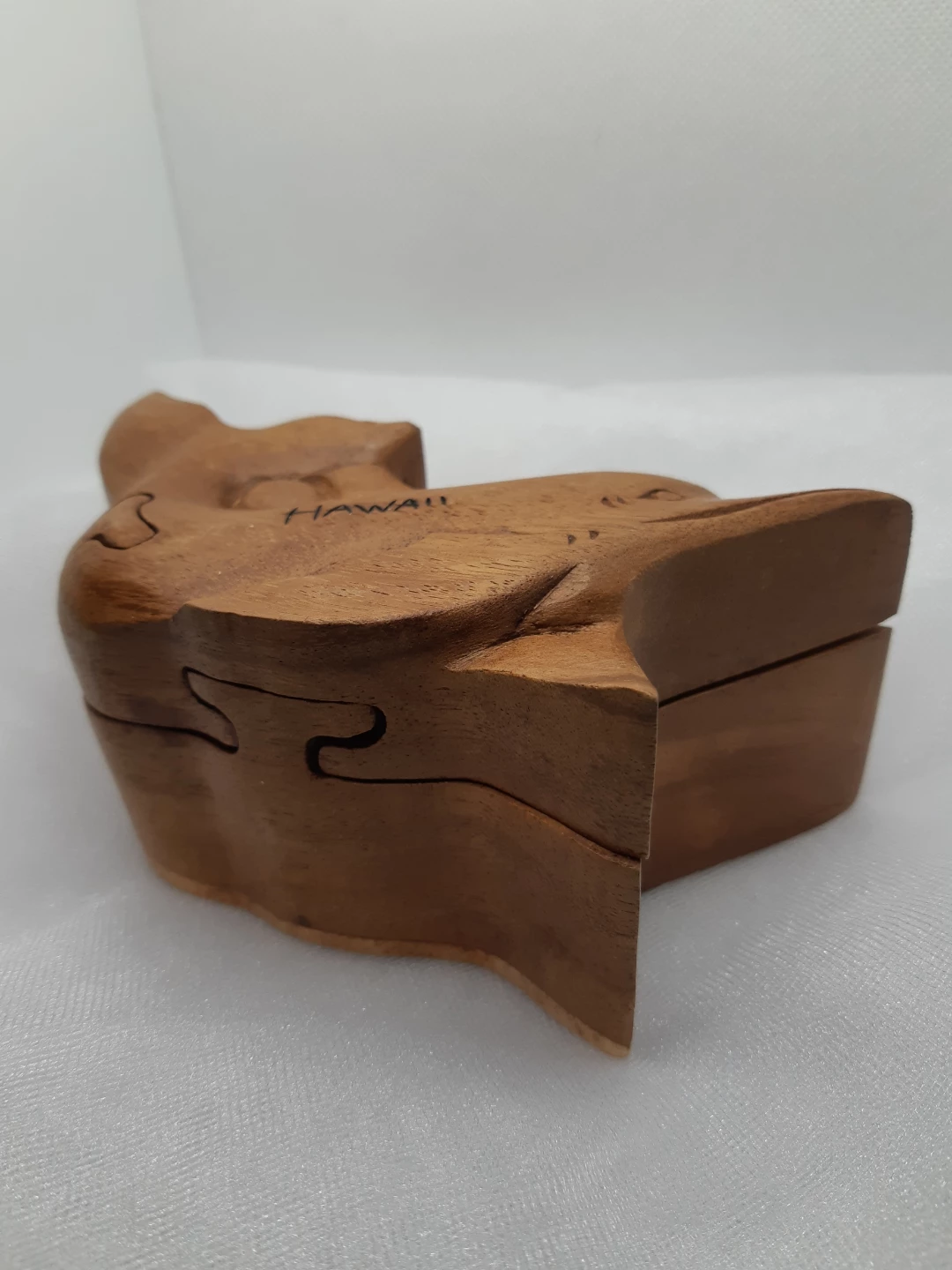 Hand carved wooden dolphin shaped puzzle box - photo 2